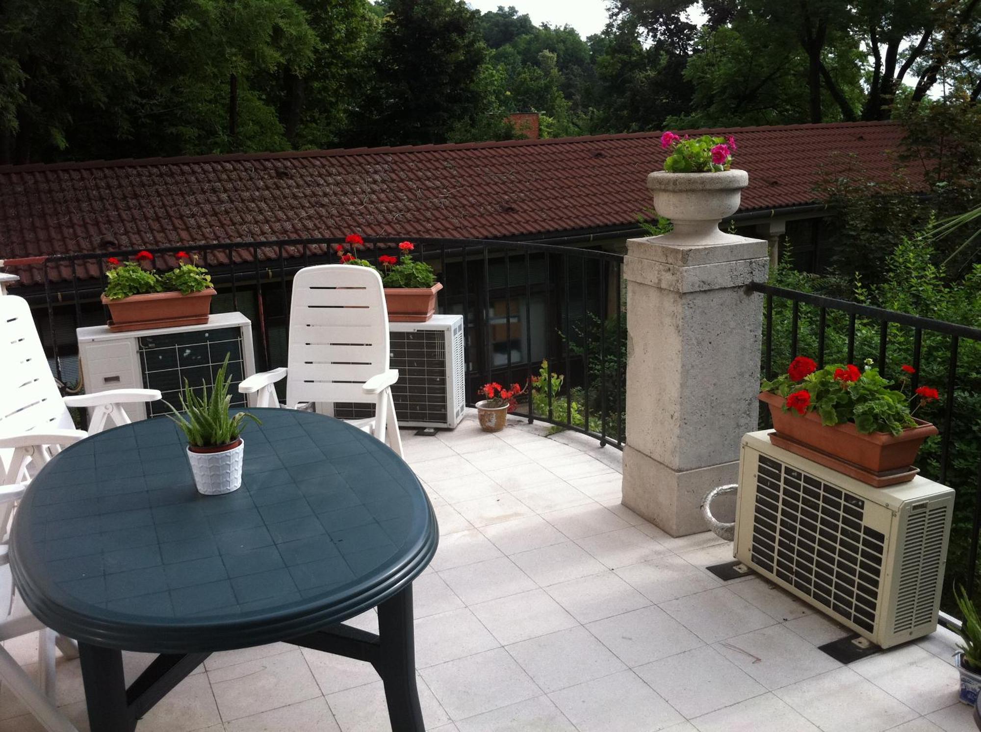 Kalmar Panzio Bed and Breakfast Budapest Eksteriør billede