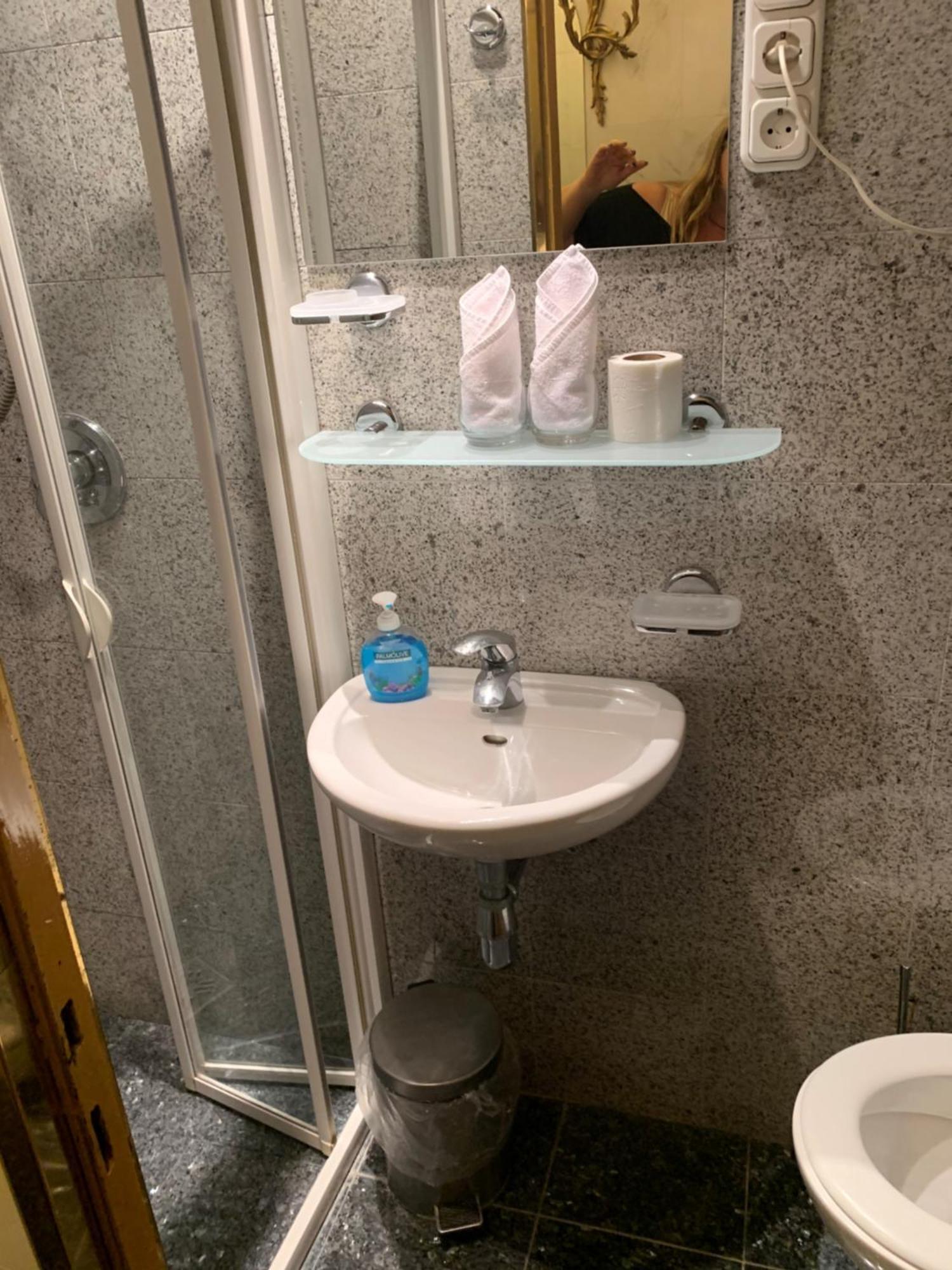 Kalmar Panzio Bed and Breakfast Budapest Eksteriør billede