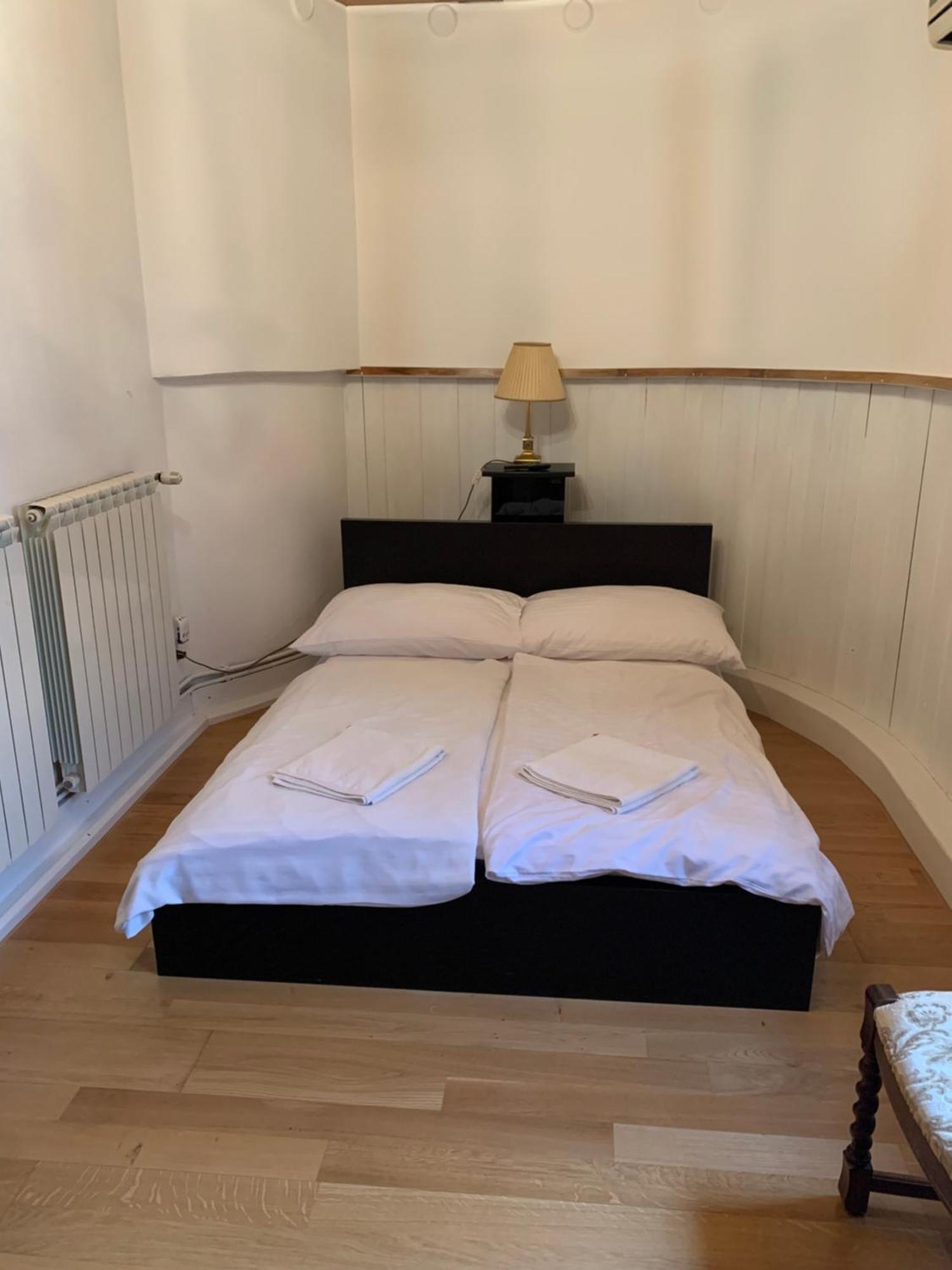 Kalmar Panzio Bed and Breakfast Budapest Eksteriør billede